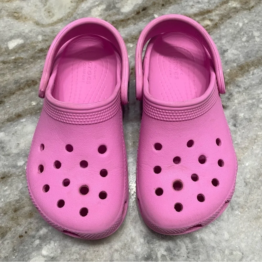 Crocs Kids Pink Clogs Toddlers C9